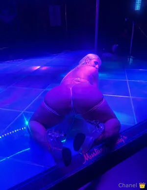 Realchanellux OnlyFans Leaked Free Thumbnail Picture - #U0gvk2nX7F