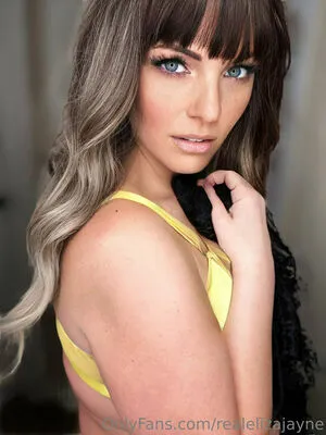Realelizajayne OnlyFans Leaked Free Thumbnail Picture - #HLZPOmER22