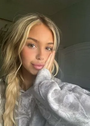 Realemilie OnlyFans Leaked Free Thumbnail Picture - #Rcl5RMdmhj