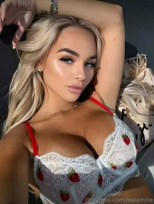 Realemilie OnlyFans Leaked Free Thumbnail Picture - #XYYbfYaflO