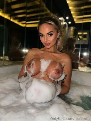 Realemilie OnlyFans Leaked Free Thumbnail Picture - #hpdGBzcjhU