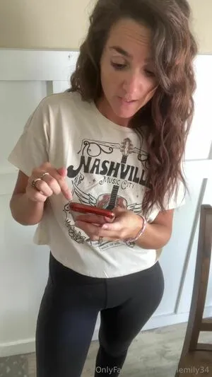 Realemily34 OnlyFans Leaked Free Thumbnail Picture - #OkpvsZvJwi