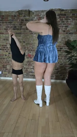 Realgiantessa OnlyFans Leaked Free Thumbnail Picture - #SOp77Nknr2