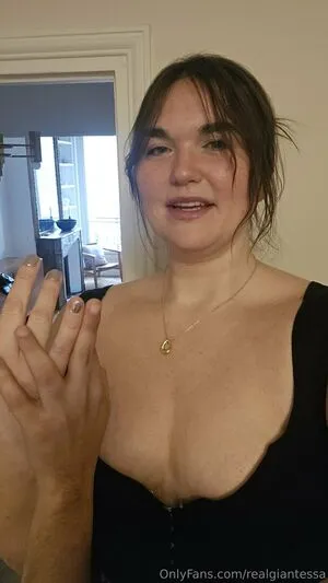 Realgiantessa OnlyFans Leaked Free Thumbnail Picture - #ve8FfLOH7M