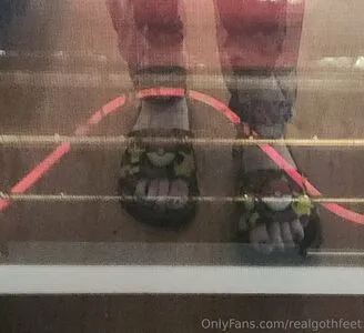 Realgothfeet OnlyFans Leaked Free Thumbnail Picture - #ag6mZGDDZk