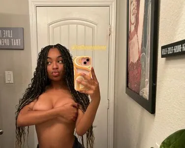 Realhoneysimone OnlyFans Leaked Free Thumbnail Picture - #i14qmKYl67