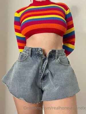Realhoneytunnelx OnlyFans Leaked Free Thumbnail Picture - #y3LxY3Szb3