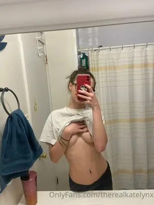 Realkatelynx OnlyFans Leaked Free Thumbnail Picture - #67Tq9UjMhv