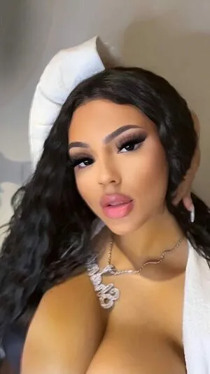 Realldiaz OnlyFans Leaked Free Thumbnail Picture - #kWMc8Qa8AG