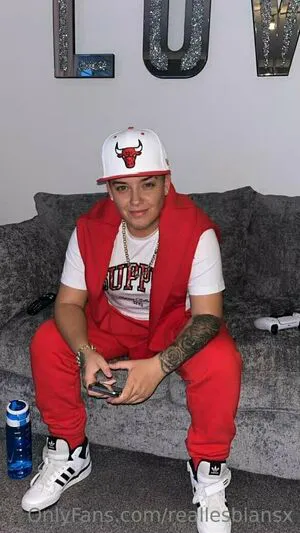 Reallesbiansx OnlyFans Leaked Free Thumbnail Picture - #z3cd2f3JuY