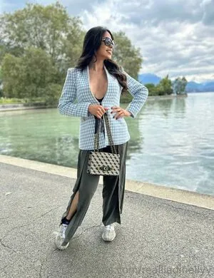 Realliadinelly OnlyFans Leaked Free Thumbnail Picture - #AF7AHcPKKi