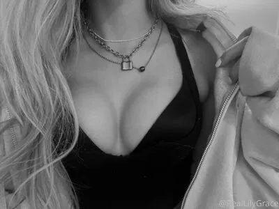 Reallilygrace OnlyFans Leaked Free Thumbnail Picture - #Sp9e4rJ49S