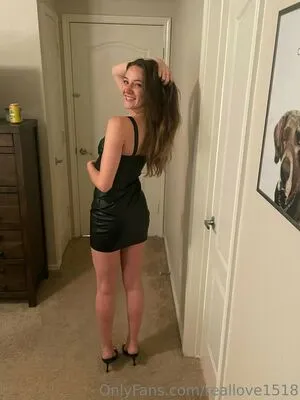 Reallove1518 OnlyFans Leaked Free Thumbnail Picture - #F66lQ2FrE9