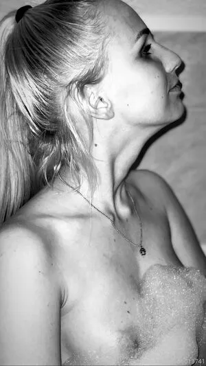 Realmiagold OnlyFans Leaked Free Thumbnail Picture - #UJGI3n42BN