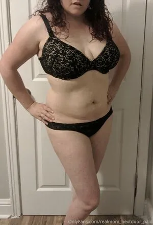 Realmom Nextdoor OnlyFans Leaked Free Thumbnail Picture - #B0g5B7KjOK