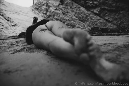 Realmoonbloodgood OnlyFans Leaked Free Thumbnail Picture - #vjwikygLia
