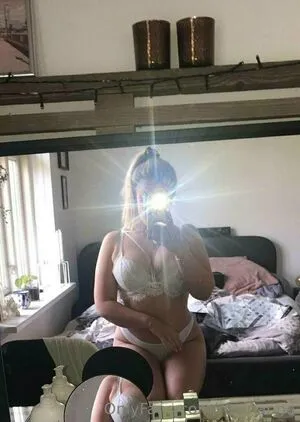 Realnanna OnlyFans Leaked Free Thumbnail Picture - #ynl2bxR2Ls