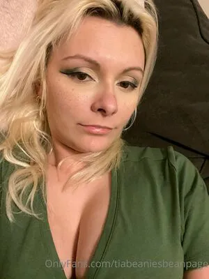 Realprincesstiabeanie OnlyFans Leaked Free Thumbnail Picture - #SGrrn9tDTN