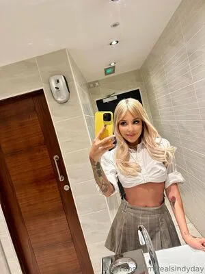 realsindyday OnlyFans Leaked Free Thumbnail Picture - #12EWPk6zeI
