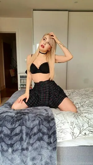 realsindyday OnlyFans Leaked Free Thumbnail Picture - #FDRAiojKdn