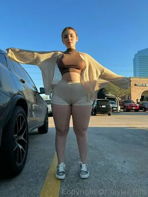 Realtaylerhills OnlyFans Leaked Free Thumbnail Picture - #3q1PXt8bAs