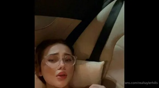 Realtaylerhills OnlyFans Leaked Free Thumbnail Picture - #fAKDF17K9y