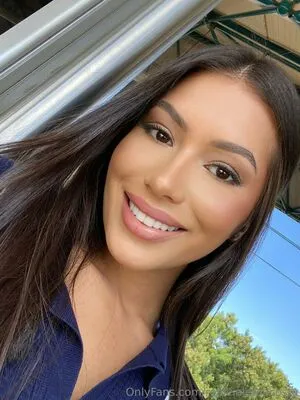 Realvioletaacosta OnlyFans Leaked Free Thumbnail Picture - #23FiAnwqAd