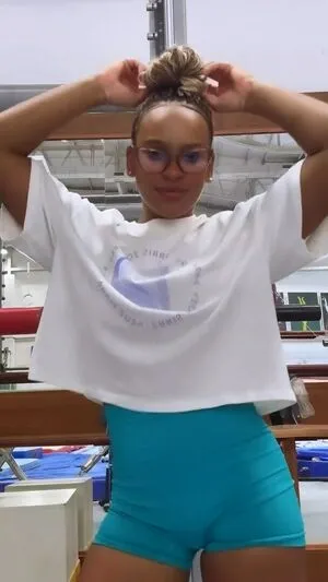 Rebeca Andrade OnlyFans Leaked Free Thumbnail Picture - #vk1tktlk8a