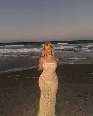 Rebeca Lemos OnlyFans Leaked Free Thumbnail Picture - #i2aDmfnc12