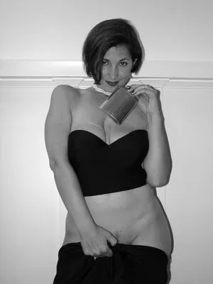 Rebecca's Office OnlyFans Leaked Free Thumbnail Picture - #DRT8KVOyNE