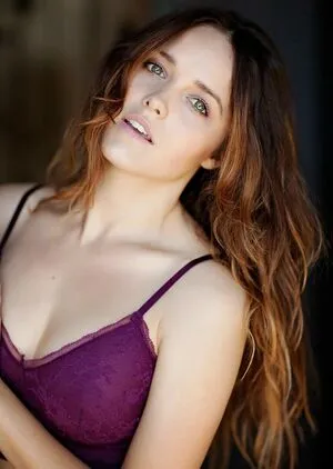 Rebecca Breeds OnlyFans Leaked Free Thumbnail Picture - #5Z6iUnm7OB