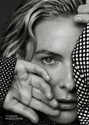 Rebecca Ferguson OnlyFans Leaked Free Thumbnail Picture - #umYsyzuple