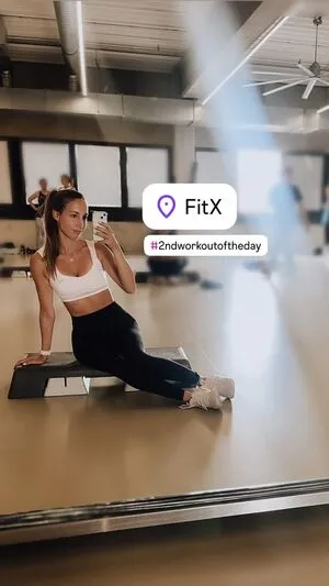 Rebecca Looschelders OnlyFans Leaked Free Thumbnail Picture - #getvB1afhp