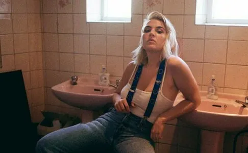 Rebecca Lucy Taylor OnlyFans Leaked Free Thumbnail Picture - #QWKl3ntkxb