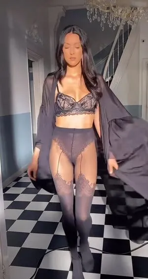 Rebecca Mir OnlyFans Leaked Free Thumbnail Picture - #Ripuqa2y7t