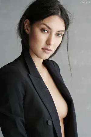Rebecca Mir OnlyFans Leaked Free Thumbnail Picture - #t1AgRgzNiK