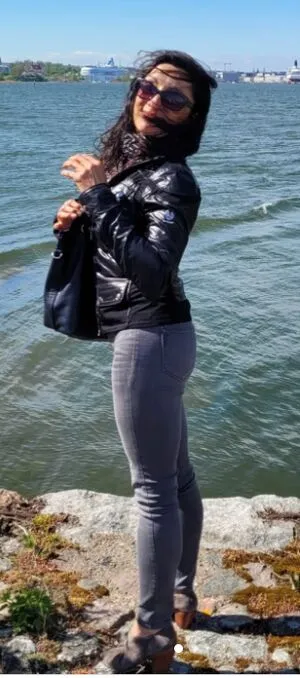 Rebecca Sarker OnlyFans Leaked Free Thumbnail Picture - #aCUNwgjASF