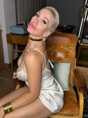 Rebeccamoreuk OnlyFans Leaked Free Thumbnail Picture - #sX50TLzXL6