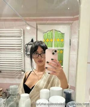 Rebeccasalvatore69 OnlyFans Leaked Free Thumbnail Picture - #JHQYwZJVga