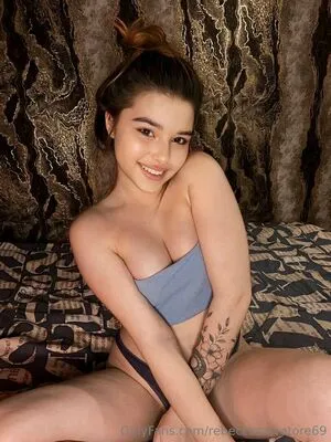 Rebeccasalvatore69 OnlyFans Leaked Free Thumbnail Picture - #zp0o200kV3