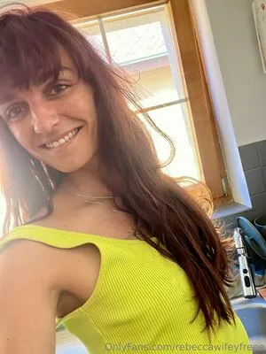 Rebeccawifeyfreee OnlyFans Leaked Free Thumbnail Picture - #AoVA8SunWz