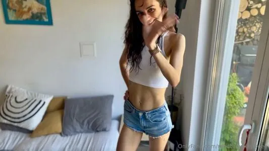 Rebeccawifeyfreee OnlyFans Leaked Free Thumbnail Picture - #HbiFNggWMp