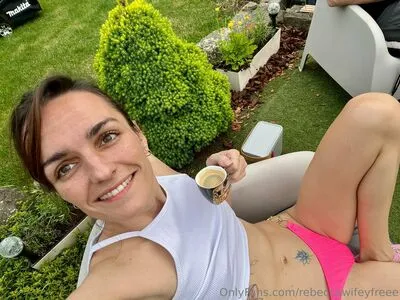 Rebeccawifeyfreee OnlyFans Leaked Free Thumbnail Picture - #PDR3pu0axc