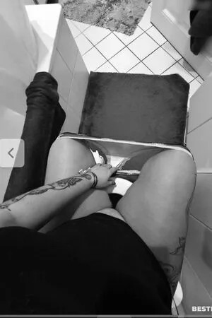 Red Cherry 1987 OnlyFans Leaked Free Thumbnail Picture - #yRNCyqHzaz