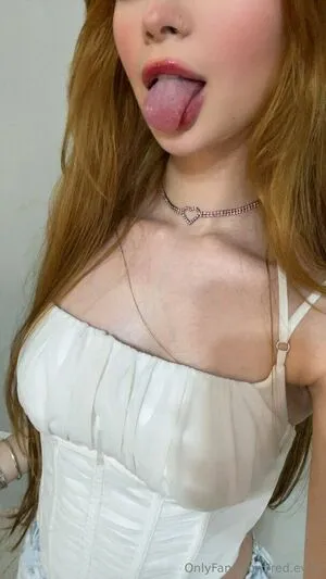 Red Evee OnlyFans Leaked Free Thumbnail Picture - #cjM7cvFoNL