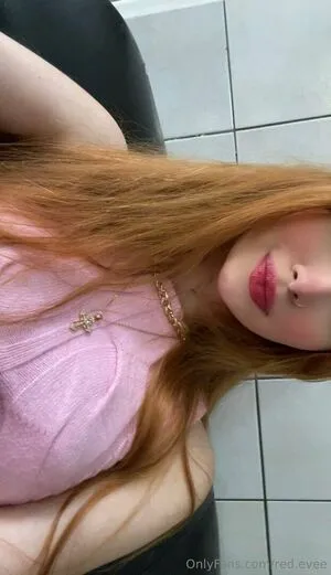 Red Evee OnlyFans Leaked Free Thumbnail Picture - #h8V4C3KSch