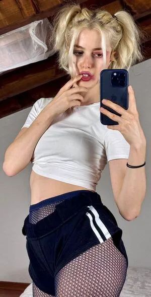 Red Fox Evelyn OnlyFans Leaked Free Thumbnail Picture - #hIzWuqNOM6