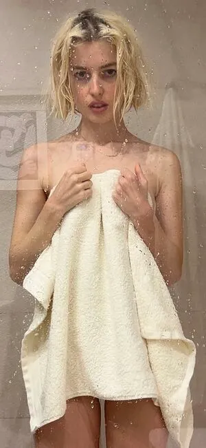 Red Fox Evelyn OnlyFans Leaked Free Thumbnail Picture - #qjpENU6kd5