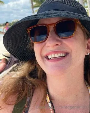 Red Gemi OnlyFans Leaked Free Thumbnail Picture - #b1danCGKnu