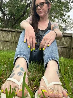 Red Lilly Sole OnlyFans Leaked Free Thumbnail Picture - #kCg5X7VrrW